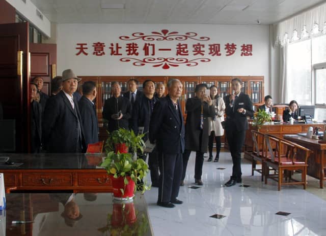 兗州區(qū)人大、政協(xié)領(lǐng)導(dǎo)蒞臨天意機(jī)械參觀考察