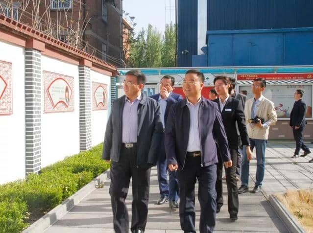 區(qū)委常委、區(qū)紀(jì)委書記、區(qū)監(jiān)委主任王慶峰調(diào)研天意機(jī)械