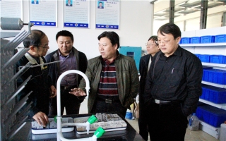 山東大學機械工程學院仇道濱書記、馮顯英教授蒞臨公司